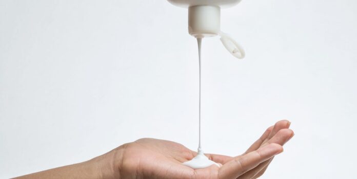 13bb7136-1936-4a4c-b7e9-91954bcedc73