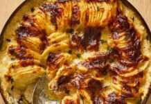 Картопля доміно на сковороді з вершковим сиром: святковий гарнір, який миттєво продається