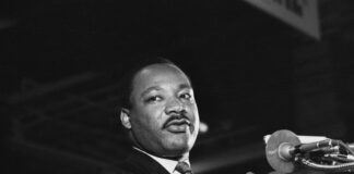 Raciale harmonie opbouwen: lessen uit voetbal en geloof