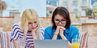 Candidatos à geração Z: mais da metade tem pais presentes para entrevistas