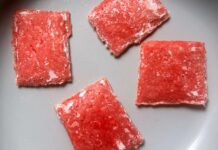 Bekukan Kotak Daging Sapi. Masak Mereka Beku. Slider Selesai.