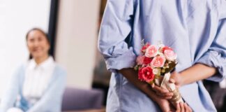 The Untold Drama Behind Mother’s Day: From Peace Activism to Commercial Empire