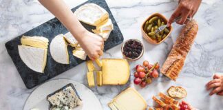 Come costruire un tagliere per formaggi francesi come un professionista (secondo un casaro)