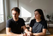 Коли кохання недостатньо: як вийти з глухого кута бездітного союзу